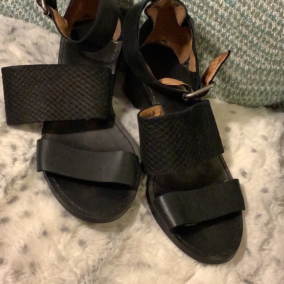 Madewell Block heel sandals size 7 - Picture 2 of 4